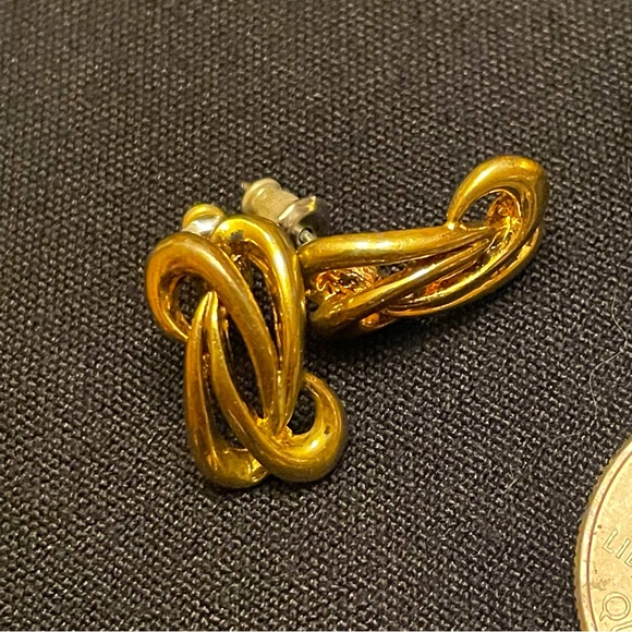 Vintage Gold & Pearlescent Earring Set - Picture 7 of 7